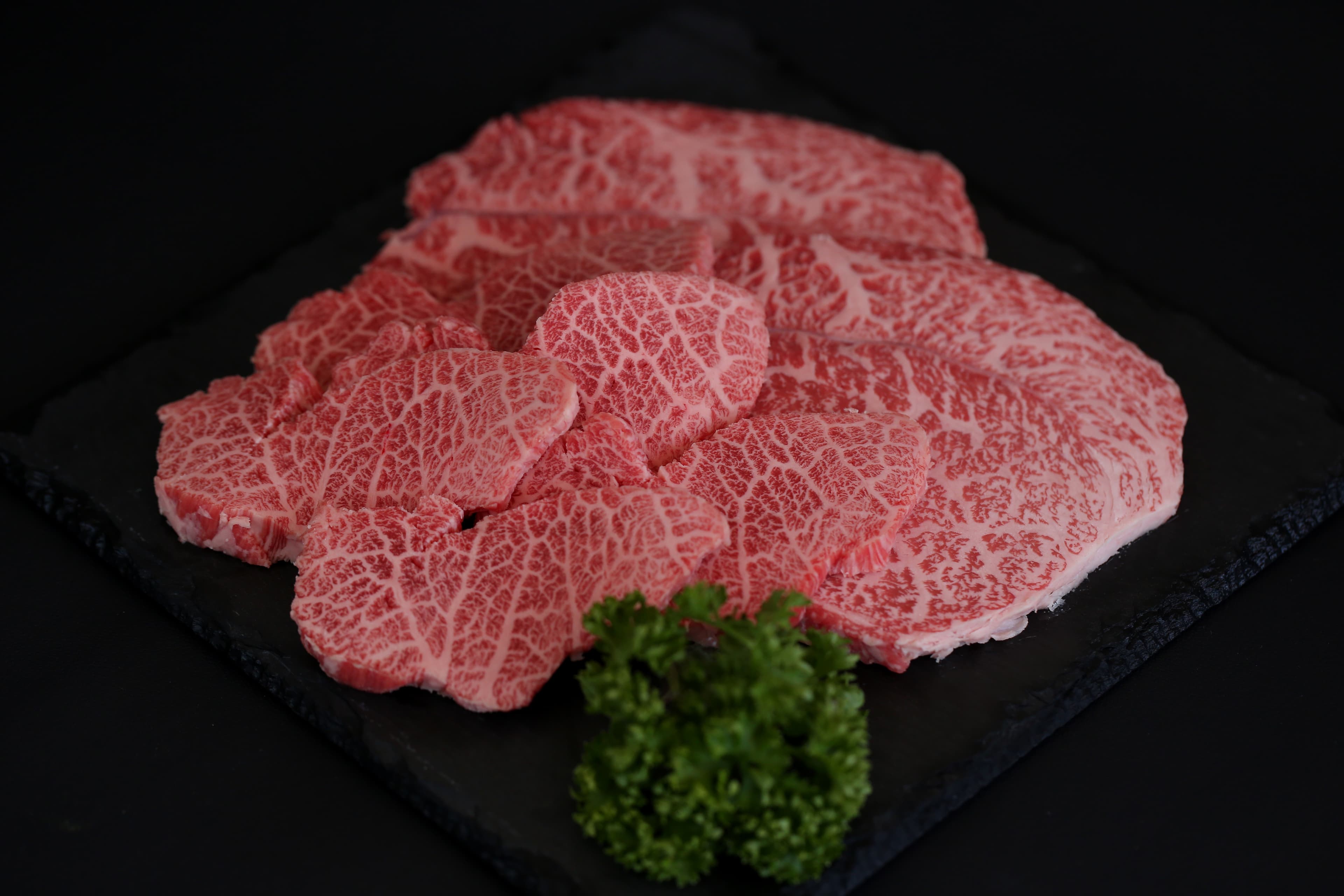 29（肉）の日 限定！みんなでワイワイ特選黒毛和牛　焼肉用900ｇ（約5～7人前）自家製タレのオマケつき - 3