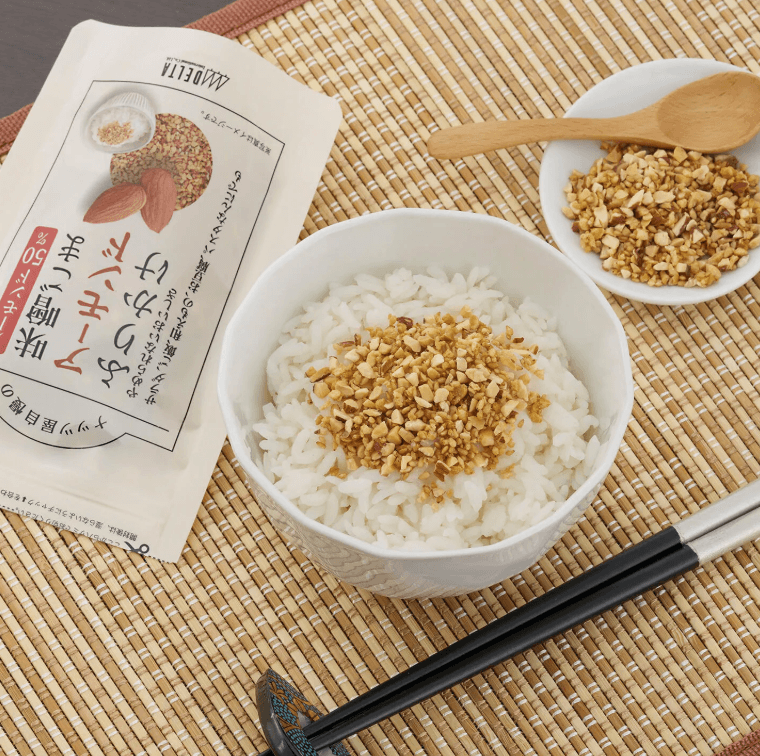 【合わせ買いで送料無料】サクサク食感がやみつき アーモンドふりかけ 味噌ごま／ラー油ごま ご飯のお供 - 2